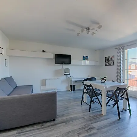 Flat With Terrace Nicea